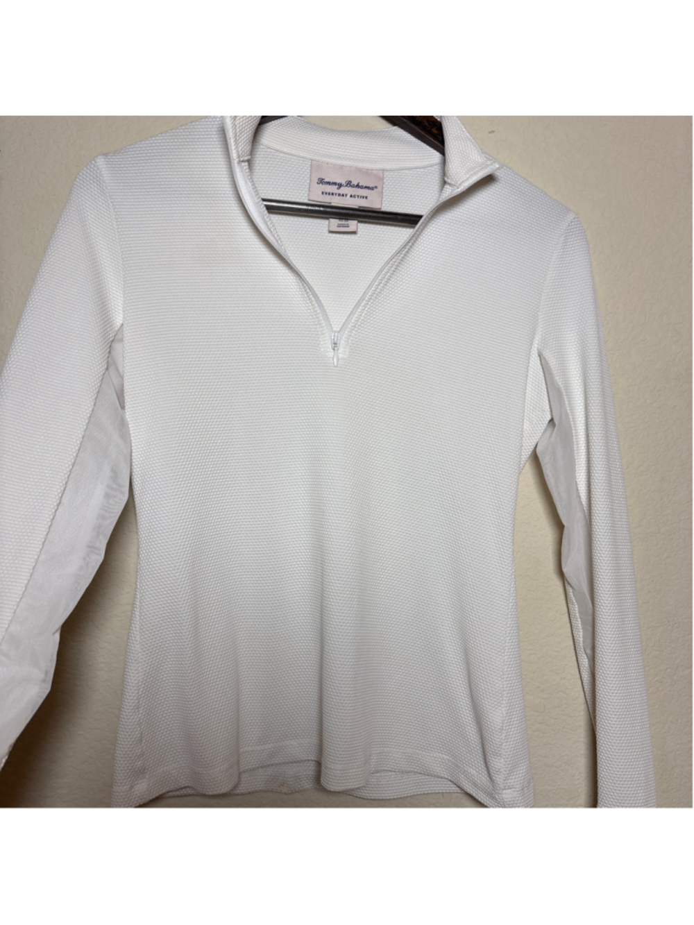 Tommy Bahama women's active long sleeve textured dri-weave, 1/4 zip,